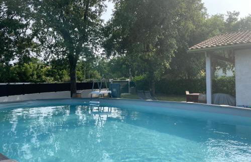 Villa au calme avec piscine, grand jardin et studio indépendant - Foto 2