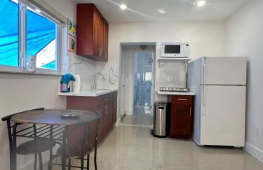 Miramar's Studio - Photo 8