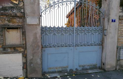 La croix des Rameaux- charming house near Lyon - Photo 40