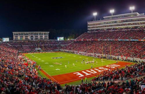 4 Beds ,King Bed, Tvs, Kids essentials, office, Grill, Crib, in Bond park ,PNC Arena - Foto 50