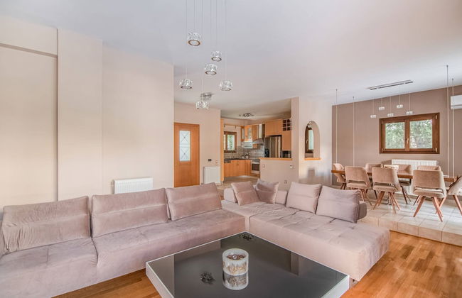 Inviting Villa in Anavissos With Communal Pool - Foto 20