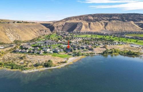 Crescent Bar Waterfront Home- Private Beach, Water Views, Hiking, Golf, Live Concerts - Foto 21