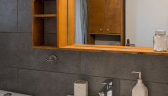 CHROMA Lodge Rafina - Photo 3