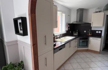 Aux portes du circuits - Photo 4