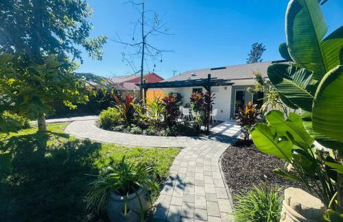 Tropical escape Pool Garden & Patio Near Tampa - Foto 45