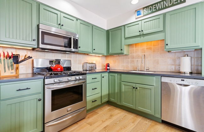 Slopeside In Okemo - Beautifully Renovated Spacious Family Townhouse 3 Bedroom Townhouse by RedAwning - Foto 10