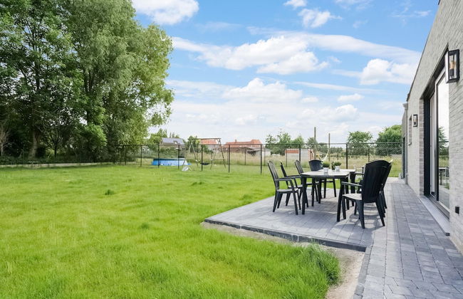Modern Holiday Home in Ronse With Garden - Photo 28