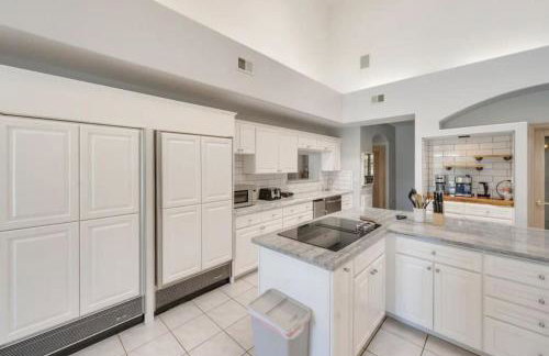 Mansion, Pool, Game Room - Foto 14