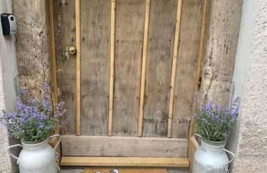 The Cottage at Sychnant Farm - Photo 20