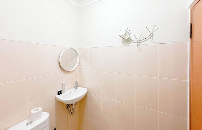 Best Location and Comfortable 2BR at Bale Hinggil Apartment - Foto 27