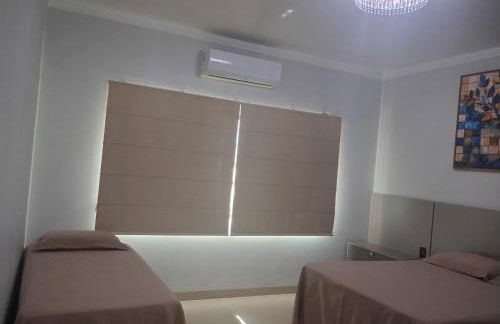 Quarto com ar e banheiro estacionamento e Wi-Fi - Foto 2