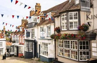 Modern Coastal Retreat, HotTub, Fire Pit, Pets welcome - Photo 32