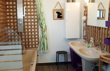 LES FRUITS DE MER, parking gratuit, lits faits, animal bienvenu et tout à pied - Foto 22