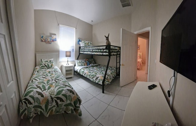 4 bed 3 Bath Beautiful Family Villa - Foto 42