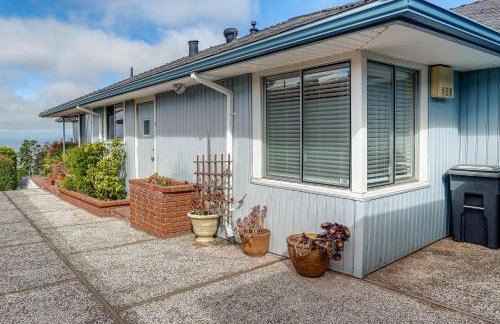 Stunning Bay-View Home in Kensington! - Photo 26