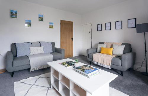 Harpur Cottage - Photo 1