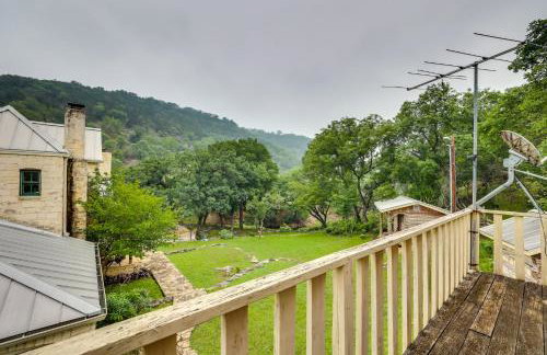 Chic Tree House Studio about 24 Mi to Bandera! - Foto 2
