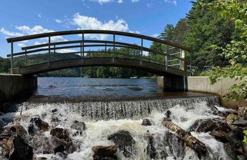 Toms Cabin On Lake Christopher - Foto 29