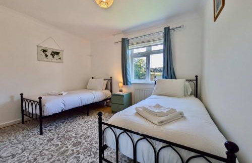 Charming 2-Bedroom Flat With Parking - Foto 9