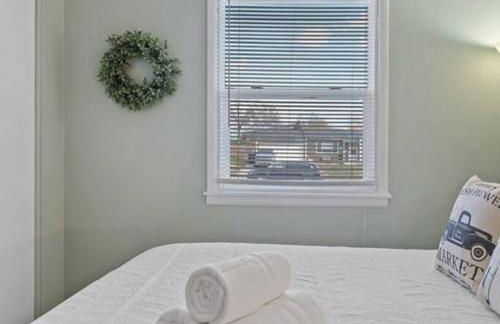 Pet Friendly Large Fenced Backyard Covered Patio - Foto 8