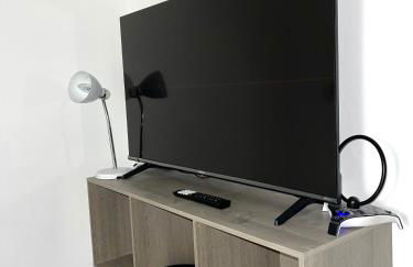 Crescent Apartment - Modern 1 Bedroom First Floor - Foto 8