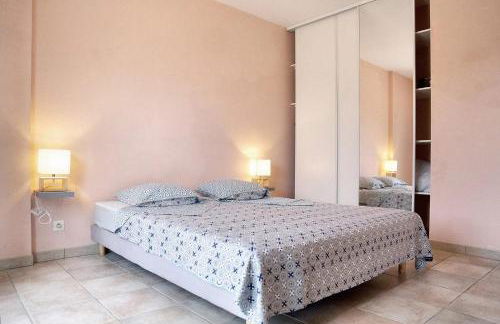 Spacieuse villa à Saint-Jean-du-Pin avec piscine privée - Foto 24