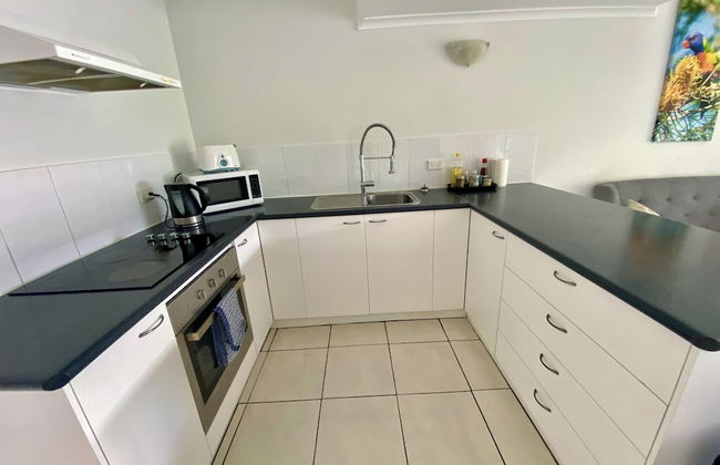 Reef Gateway Apartments - Photo 20