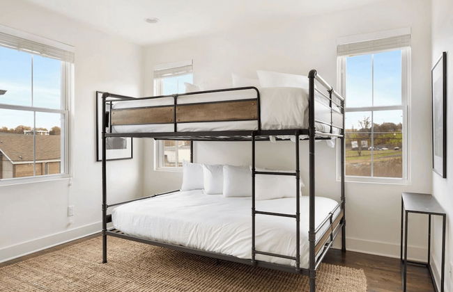 Hart Suite Buyout 1 by Avantstay Two Town House Buyout w/ Modern Amenities in Nashville! - Foto 20