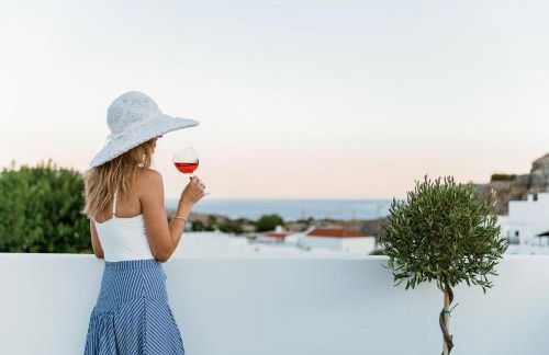 Lindos Calmare Suites - Photo 42