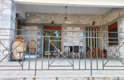 TRADITIONAL HOUSE ALEPIS IN AREOPOLIS - Foto 11