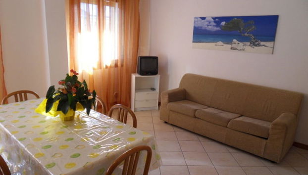 Bright Flat in a Colourful Building - Beahost - Foto 5, Sala de estar