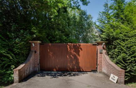 The Annexe - Photo 9