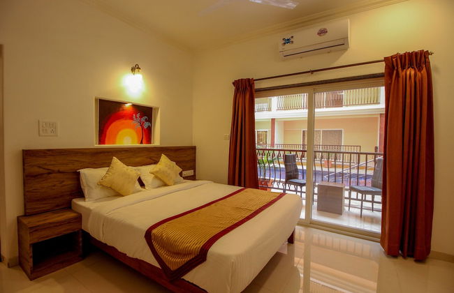 OYO 9792 Home 2BHK Poolside Siolim - Photo 4