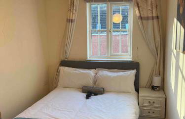 Peaceful 3 BR Flat with A View Near Hospitals-Free Parking - Foto 4