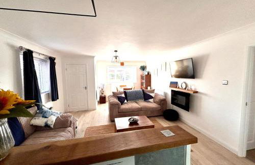 Number 10 - Photo 19