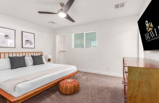 The Melrose ASU Pool Workspace Firepit - Photo 20