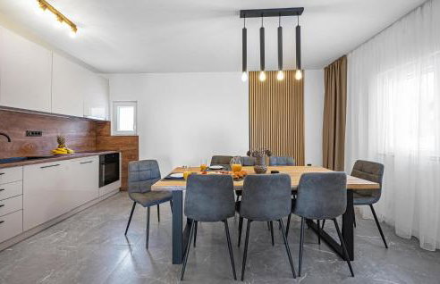 Lovely Home In Plastovo With Sauna - Photo 5