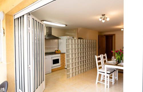 Townhouse with terraces and communal pool - Photo 25