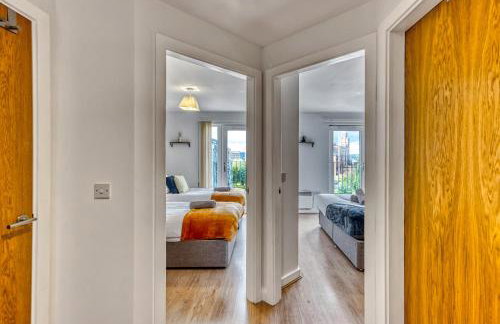 Cosy Central 2-Bed Flat City View & Parking - Foto 11