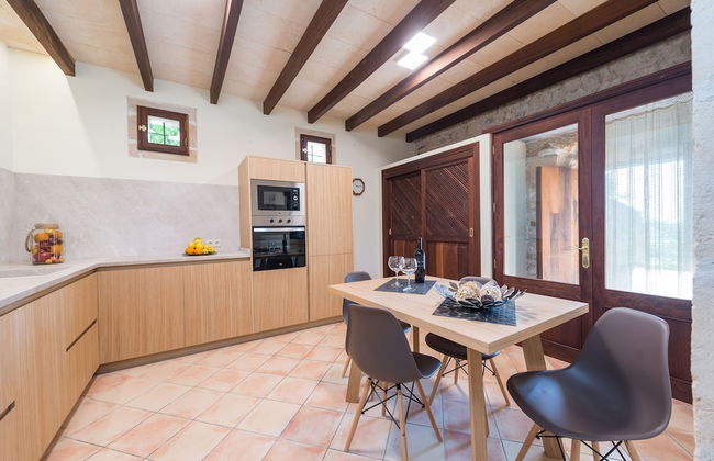 Sa Font in Petra With 3 Bedrooms and 2 Bathrooms - Photo 17