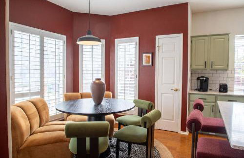 Sparkling Pool Hot Tub Game Room Kids Area - Foto 14