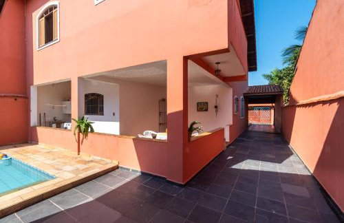 Itanhaém Casa ampla com piscina e churrasqueira a 300m da praia - Foto 11