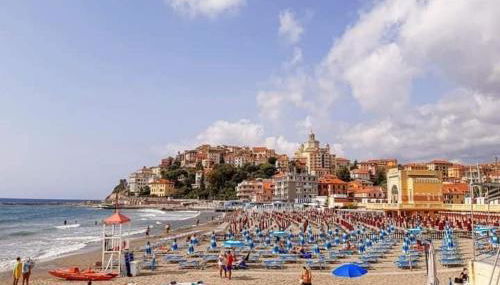 Idyllische Dachwohnung am Hafen von Porto Maurizio - Foto 3