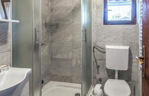 3 Bedroom Cozy Home In Krivaja Vojnicka - Foto 31