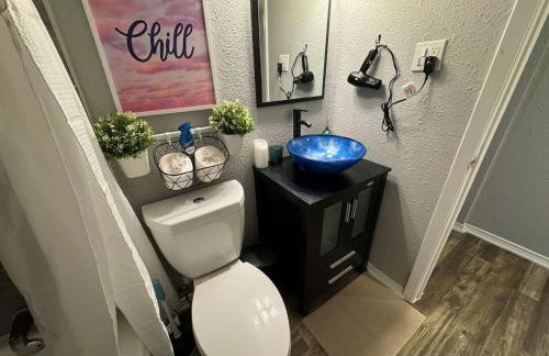 AT and T is steps away 2BD unit - Foto 10