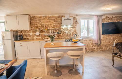 Škarpini dvori - Foto 9