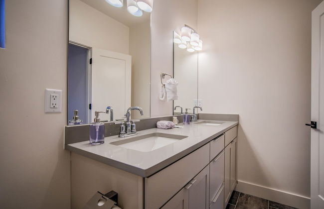 6bd3.5ba🌟downtown Modern Luxury W/hot Tub🌟 - Foto 42