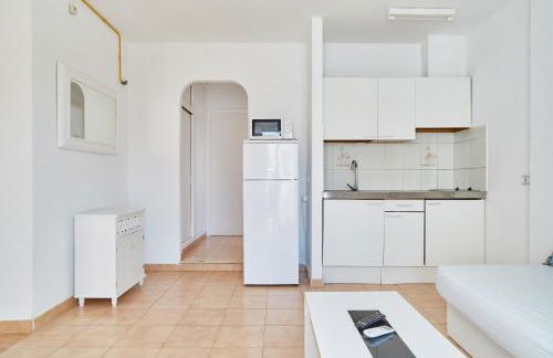 Apartamentos San Antonio Beach - Foto 10