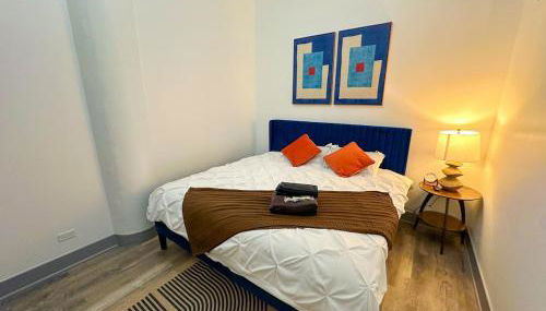 Luxury 6BR Suite with Pool Table Sleeps 12 Perfect for Group Stay Near McCormick Place, Grant Park and Soldier Field - Foto 4