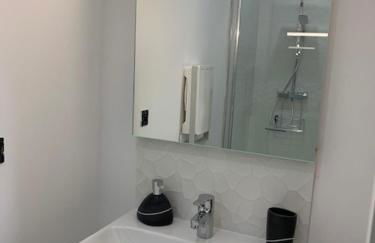 Studio climatisé et tout équipé - Foto 10